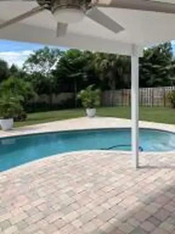 2070 Ne 27th Street Lighthouse Point FL 33064