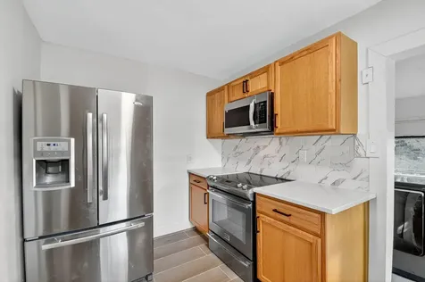 638 53rd Street West Palm Beach FL 33407