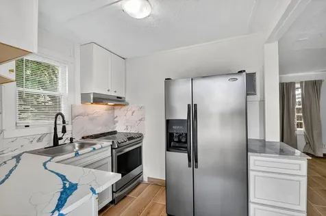 638 53rd Street West Palm Beach FL 33407