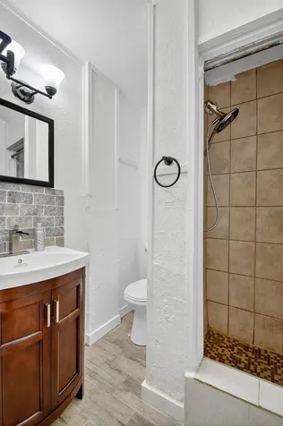 638 53rd Street West Palm Beach FL 33407