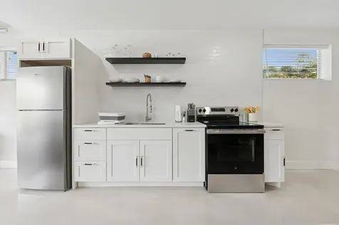 125 NW 3rd Avenue Delray Beach FL 33444