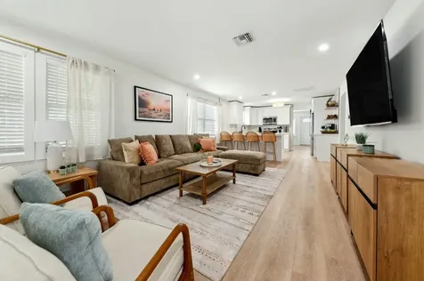 125 NW 3rd Avenue Delray Beach FL 33444
