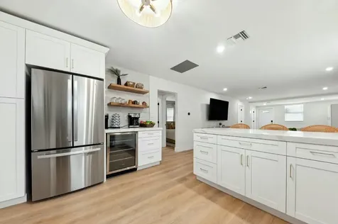 125 NW 3rd Avenue Delray Beach FL 33444