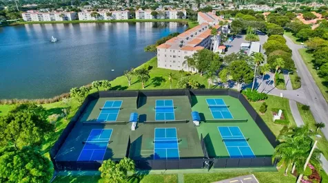 6121 Pointe Regal Circle Delray Beach FL 33484