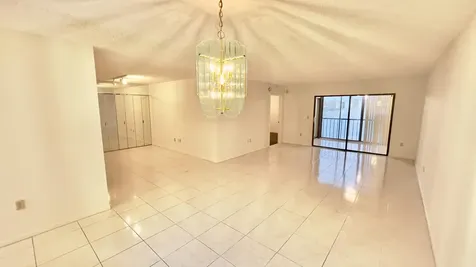 6121 Pointe Regal Circle Delray Beach FL 33484