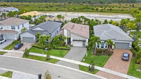 12509 Triumph Lane Palm Beach Gardens FL 33412