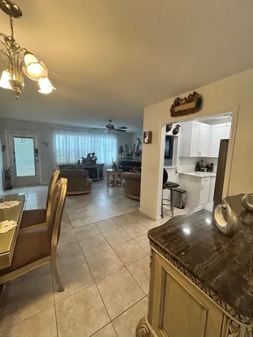 347 Norwich O West Palm Beach FL 33417