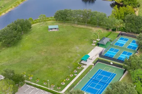 9033 Champions Way Port Saint Lucie FL 34986