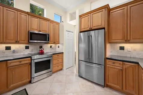 9033 Champions Way Port Saint Lucie FL 34986
