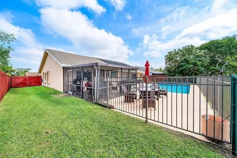 9767 Richmond Circle Boca Raton FL 33434