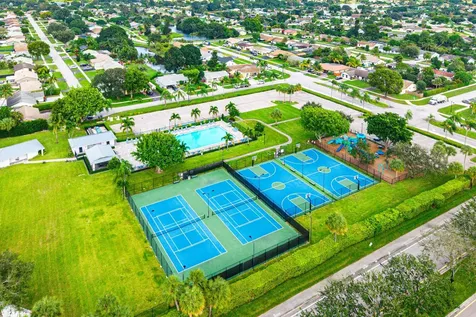 9767 Richmond Circle Boca Raton FL 33434