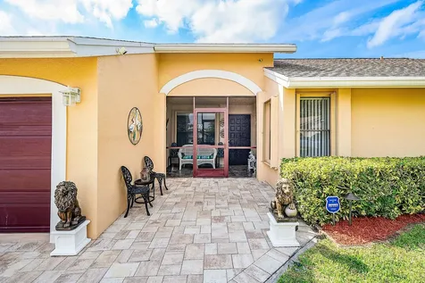 9767 Richmond Circle Boca Raton FL 33434