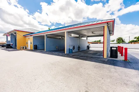400 NW Avenue L Belle Glade FL 33430