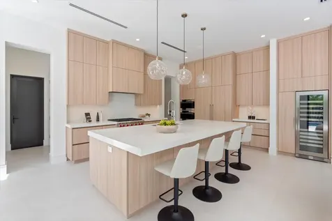 498 Ne 6th Street Boca Raton FL 33432