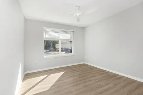 801 Villa Circle Boynton Beach FL 33435