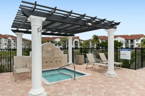 801 Villa Circle Boynton Beach FL 33435