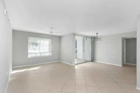 801 Villa Circle Boynton Beach FL 33435