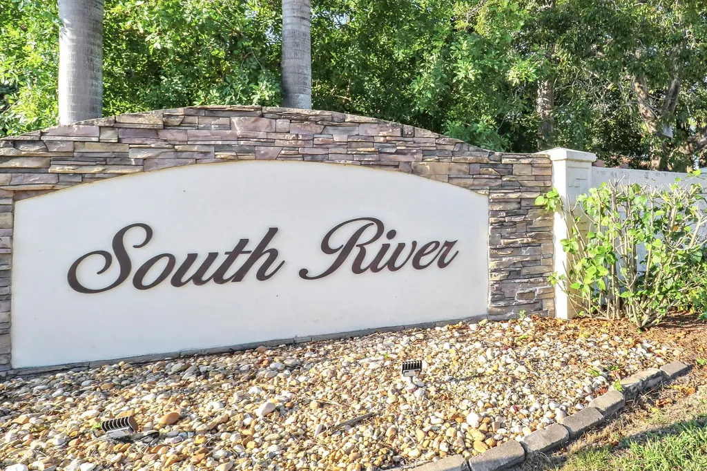 540 Sw South River Drive Stuart FL 34997