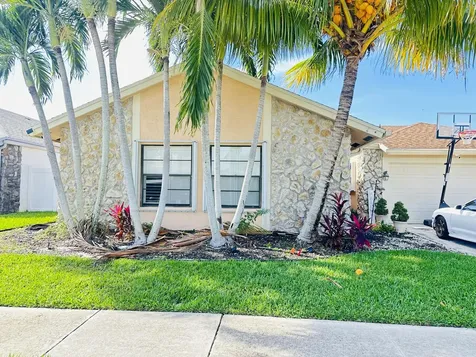 21023 Rustlewood Avenue Boca Raton FL 33428