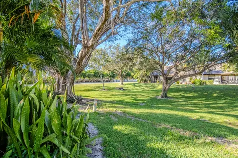 427 Cottonwood Place Boca Raton FL 33431