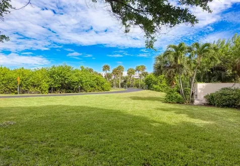 2370 Ne Ocean Boulevard Stuart FL 34996
