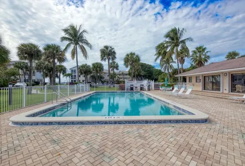 2370 Ne Ocean Boulevard Stuart FL 34996
