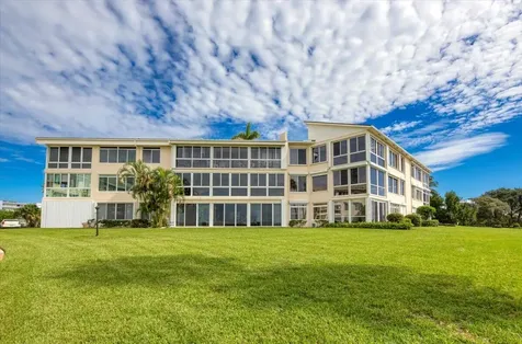 2370 Ne Ocean Boulevard Stuart FL 34996