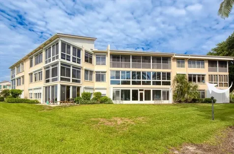 2370 Ne Ocean Boulevard Stuart FL 34996