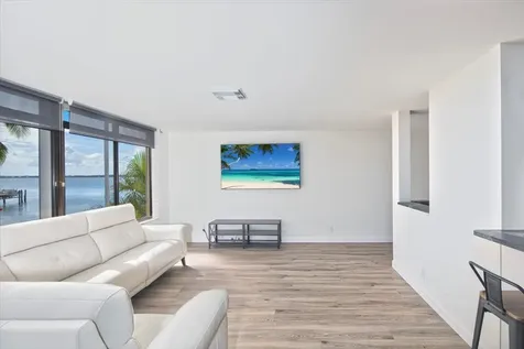 2370 Ne Ocean Boulevard Stuart FL 34996