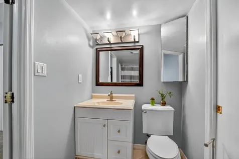 50 Se 12th Street Boca Raton FL 33432