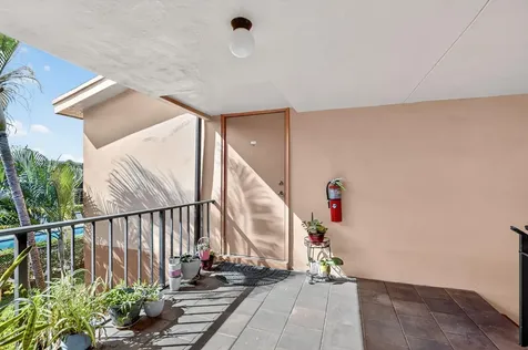 50 Se 12th Street Boca Raton FL 33432