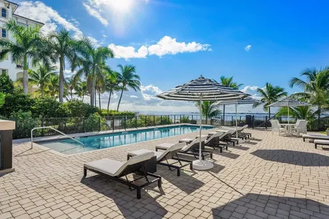 106 Inlet Way Palm Beach Shores FL 33404