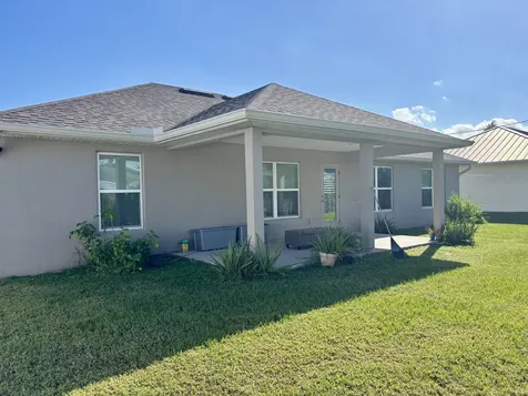 487 Sw Sea Flower Terrace Port Saint Lucie FL 34984