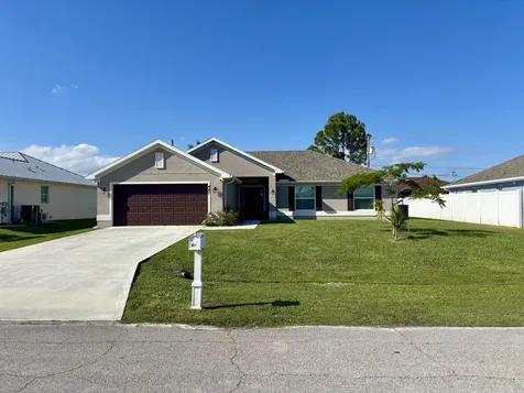487 Sw Sea Flower Terrace Port Saint Lucie FL 34984