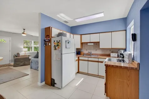 254 Ne 22nd Street Delray Beach FL 33444