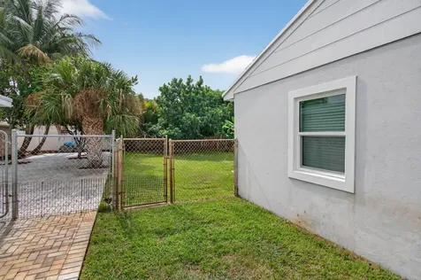 254 Ne 22nd Street Delray Beach FL 33444
