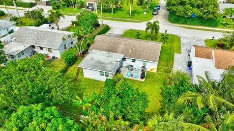 254 Ne 22nd Street Delray Beach FL 33444