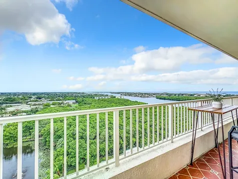 700 E Boynton Beach Boulevard Boynton Beach FL 33435