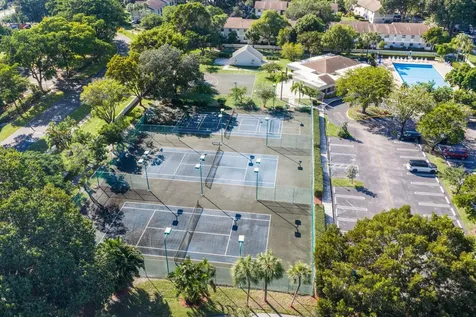 4600 W Mcnab Road Pompano Beach FL 33069