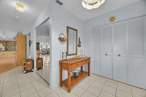 6127 Rainbow Circle Greenacres FL 33463