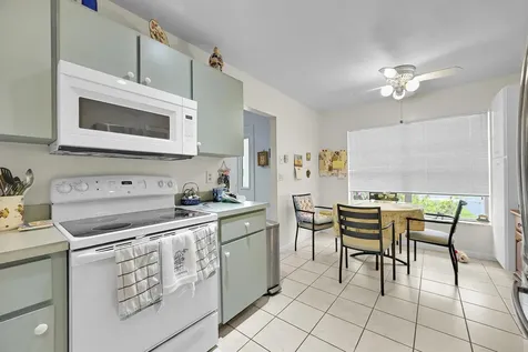 6127 Rainbow Circle Greenacres FL 33463