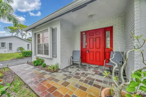 6127 Rainbow Circle Greenacres FL 33463