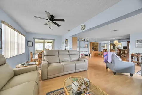 6127 Rainbow Circle Greenacres FL 33463