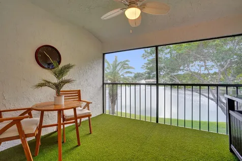 9293 Vista Del Lago Boca Raton FL 33428