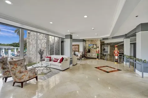9293 Vista Del Lago Boca Raton FL 33428