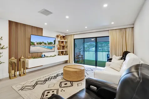 9293 Vista Del Lago Boca Raton FL 33428