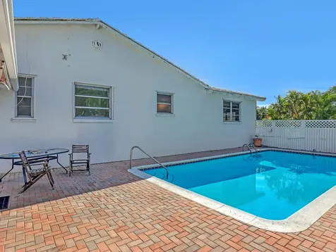 225 Linda Lane Palm Beach Shores FL 33404