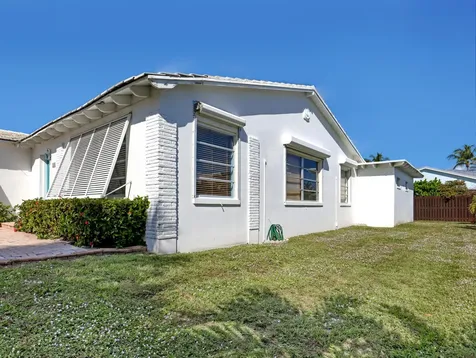 225 Linda Lane Palm Beach Shores FL 33404