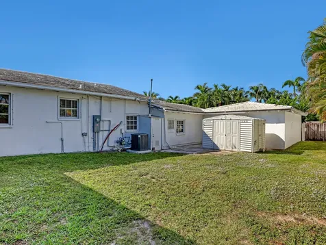 225 Linda Lane Palm Beach Shores FL 33404