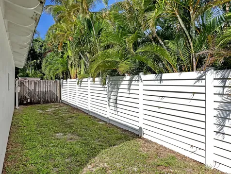 225 Linda Lane Palm Beach Shores FL 33404